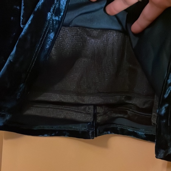 Brand new with Tags - Lost and Wander crushed green velvet tank in medium. - Picture 5 of 8